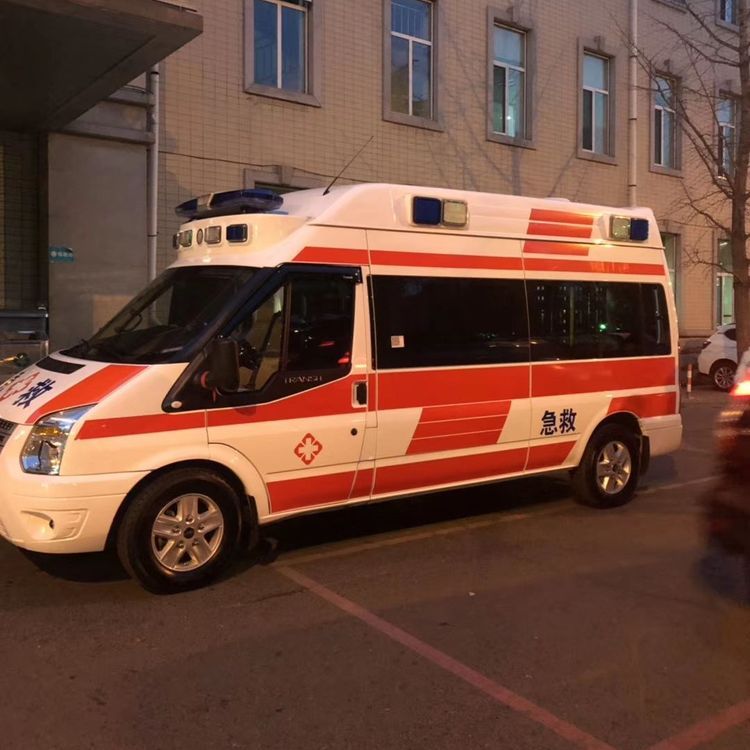 矿区夜间租赁救护车护送病人转院：安全转运的 8 大核心注意事项